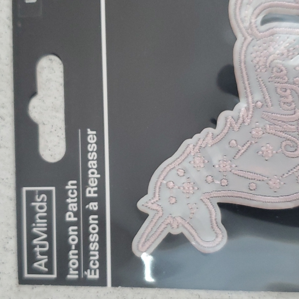 ARTMINDS IRON-ON PATCH - Picture 2 of 6